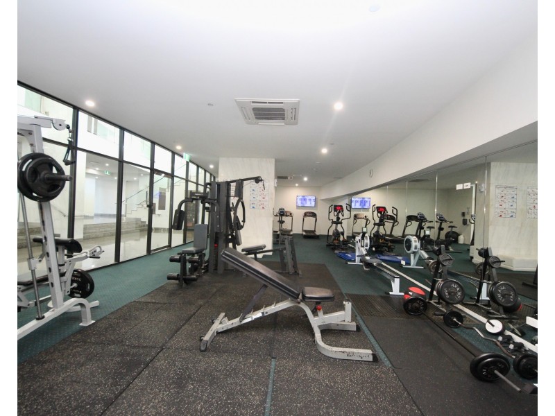 505/22  Surf Parade, Broadbeach QLD 4218