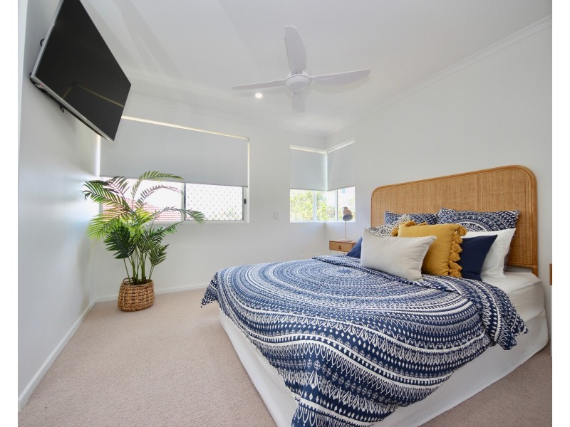 10-16 Alexandra Avenue, Mermaid Beach QLD 4218