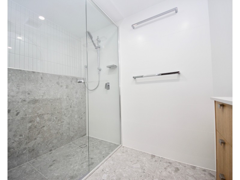 10-16 Alexandra Avenue, Mermaid Beach QLD 4218