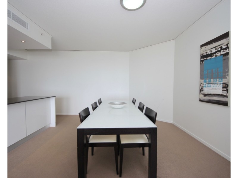 22 Surf Parade, Broadbeach QLD 4218