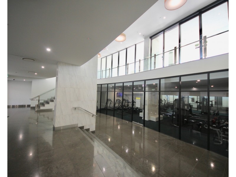 22 Surf Parade, Broadbeach QLD 4218