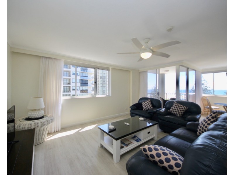 28/155 Old Burleigh Road, Broadbeach QLD 4218