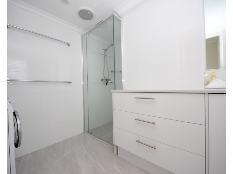 28/155 Old Burleigh Road, Broadbeach QLD 4218