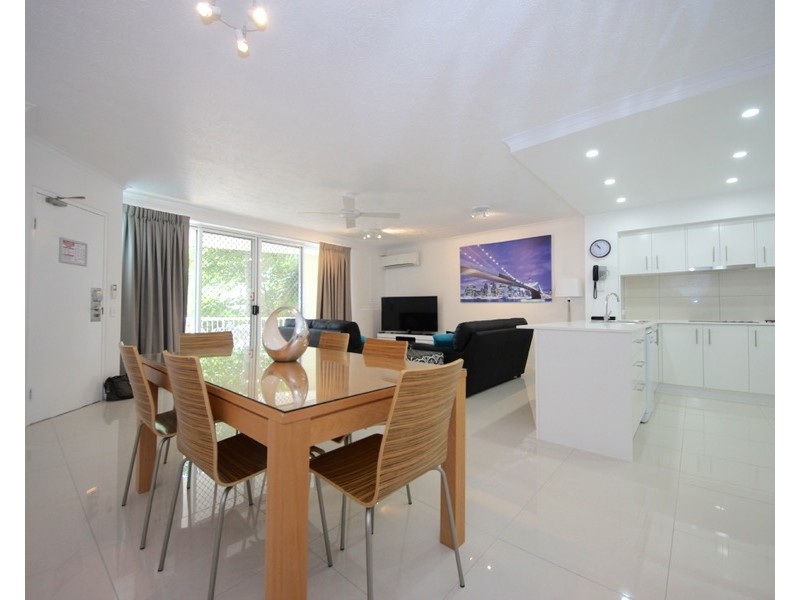 72/10 Alexandra Avenue, Mermaid Beach QLD 4218