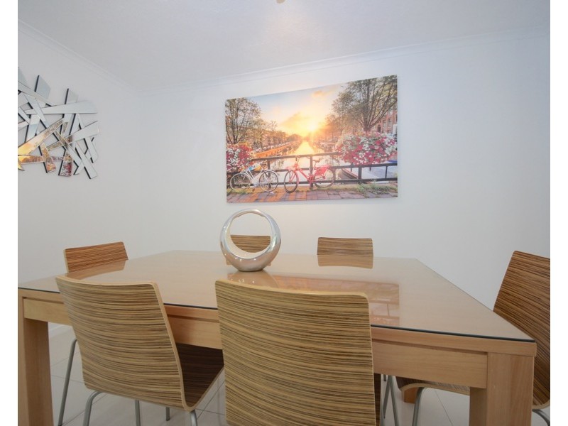 72/10 Alexandra Avenue, Mermaid Beach QLD 4218