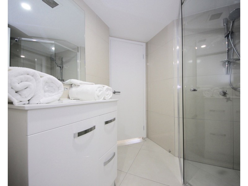 72/10 Alexandra Avenue, Mermaid Beach QLD 4218