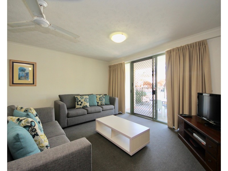 85/10 Alexandra Avenue, Broadbeach QLD 4218