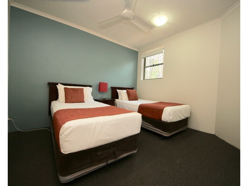 85/10 Alexandra Avenue, Broadbeach QLD 4218