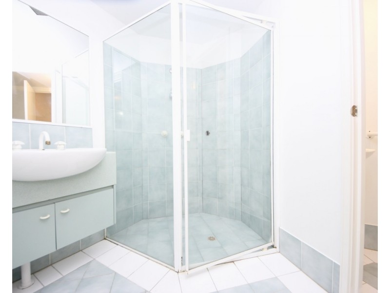 87/10 Alexandra Avenue, Mermaid Beach QLD 4218