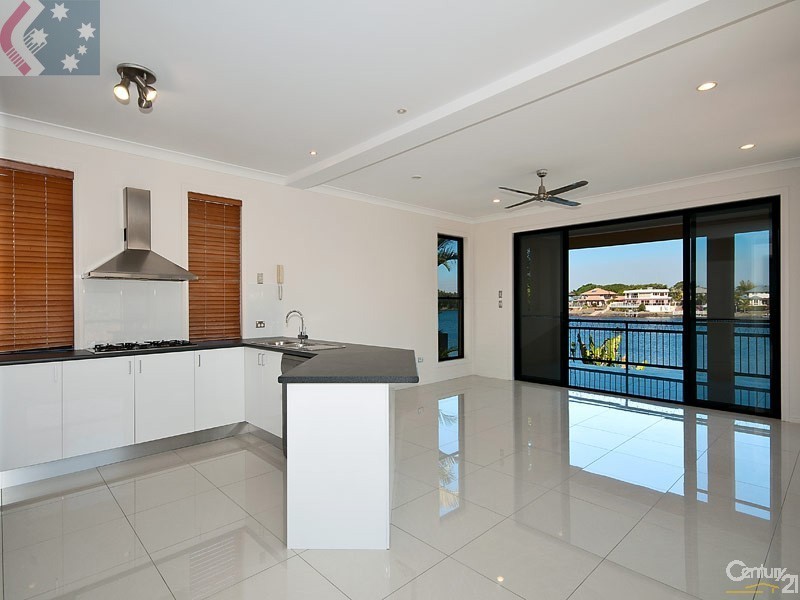 35 Cayman Drive, Clear Island Waters QLD 4226