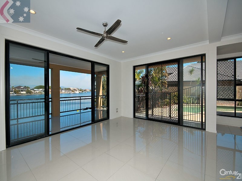 35 Cayman Drive, Clear Island Waters QLD 4226