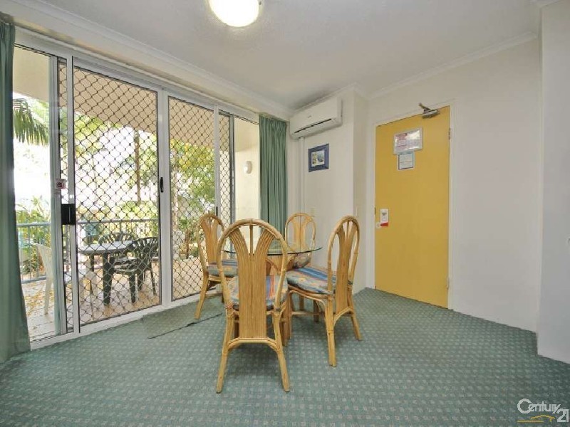 10 Alexandra Avenue, Mermaid Beach QLD 4218