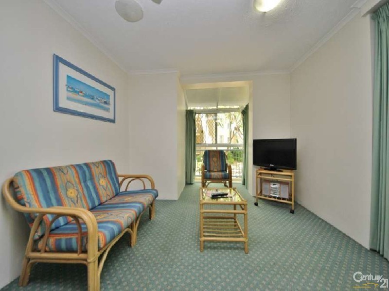 10 Alexandra Avenue, Mermaid Beach QLD 4218