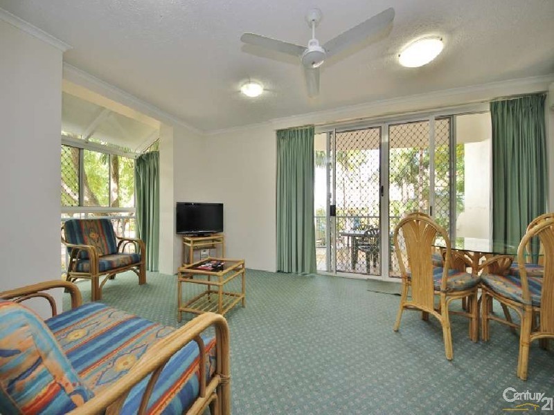 10 Alexandra Avenue, Mermaid Beach QLD 4218