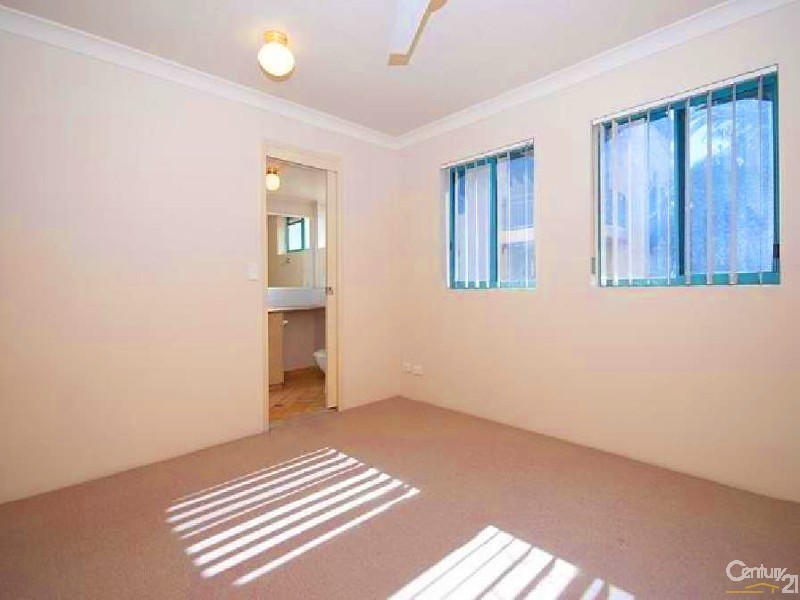 12 Monte Carlo Avenue, Surfers Paradise QLD 4217