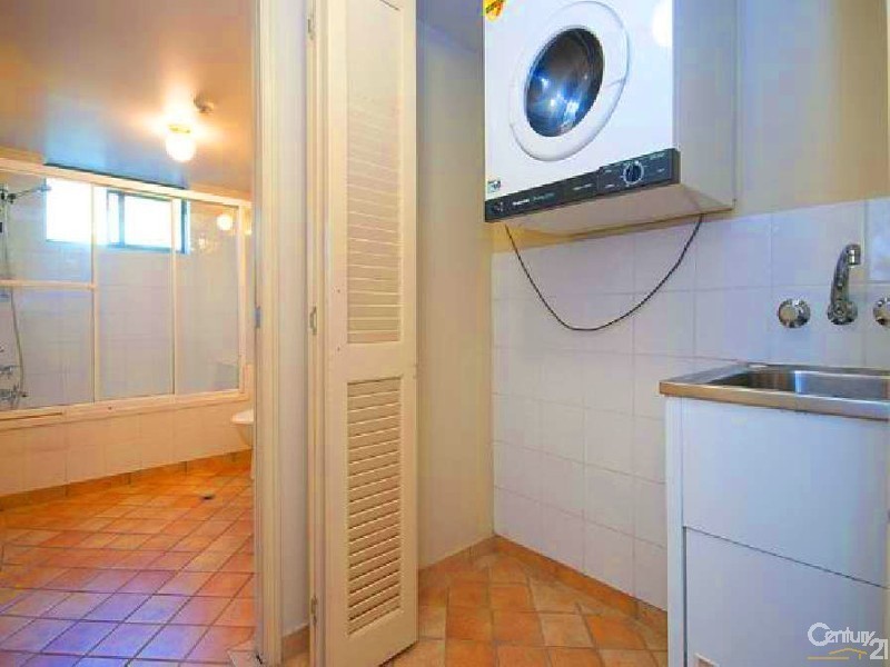 12 Monte Carlo Avenue, Surfers Paradise QLD 4217