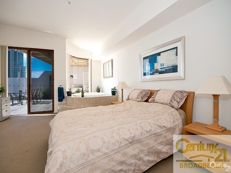 1402/42 Surf Parade, Broadbeach QLD 4218