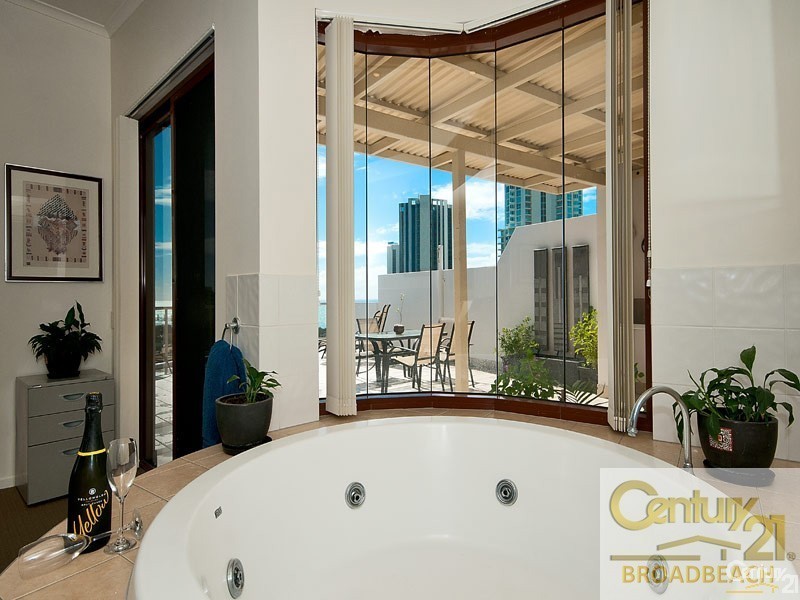 1402/42 Surf Parade, Broadbeach QLD 4218