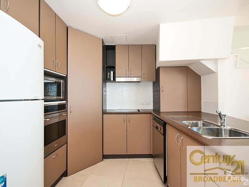 1402/42 Surf Parade, Broadbeach QLD 4218