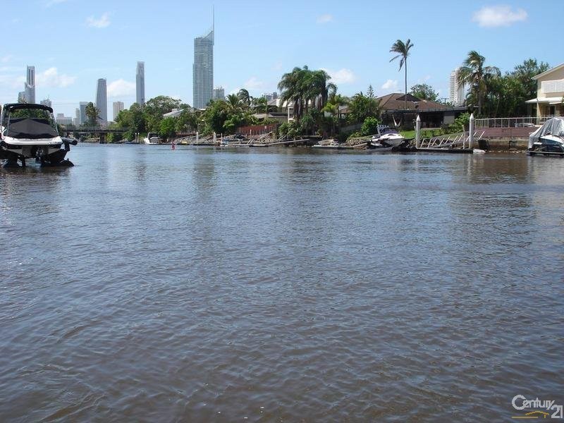 Broadbeach Waters QLD 4218