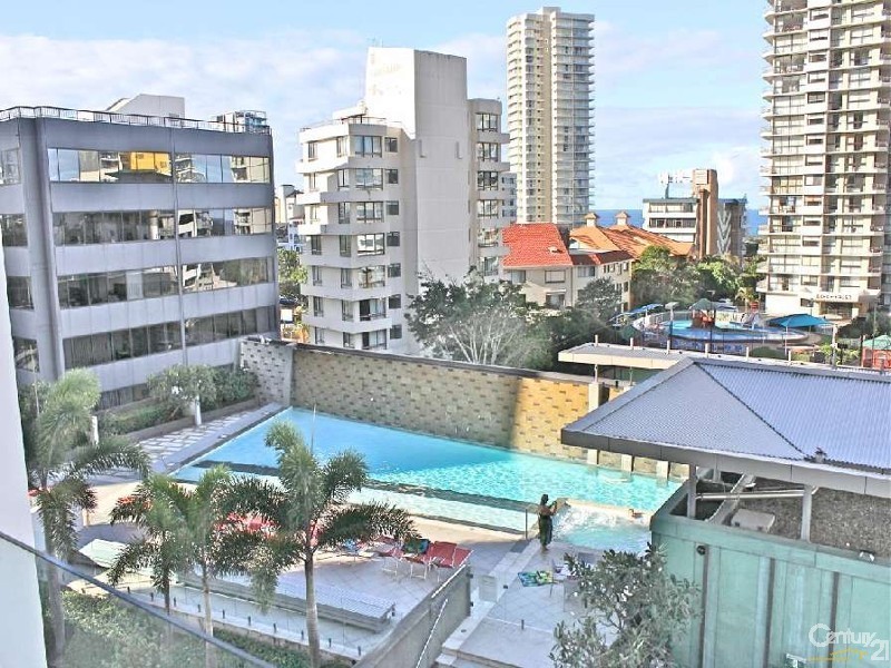 17 Albert Avenue, Broadbeach QLD 4218