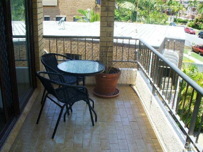 6/25 Britannia Avenue, Broadbeach QLD 4218