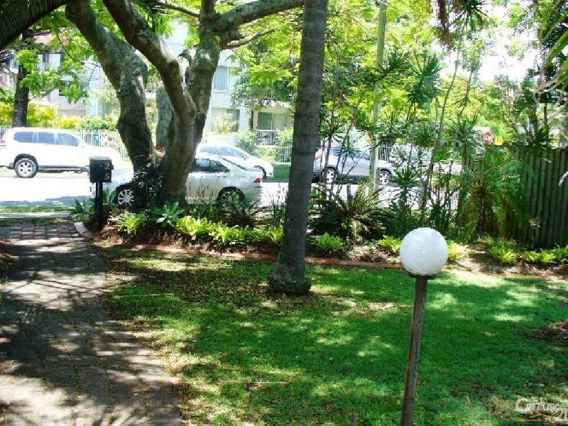 6/25 Britannia Avenue, Broadbeach QLD 4218