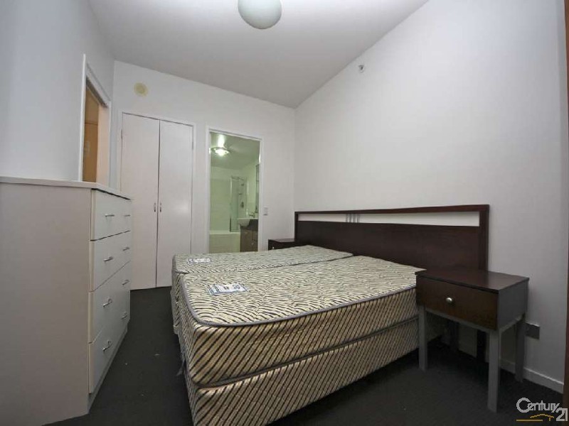 1108/42 Surf Parade, Broadbeach QLD 4218