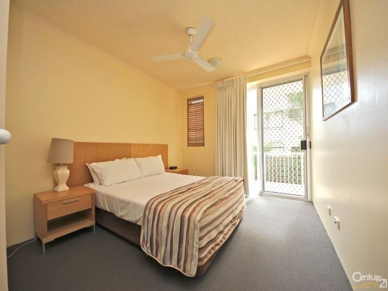 72/10-16 Alexandra Avenue, Broadbeach QLD 4218