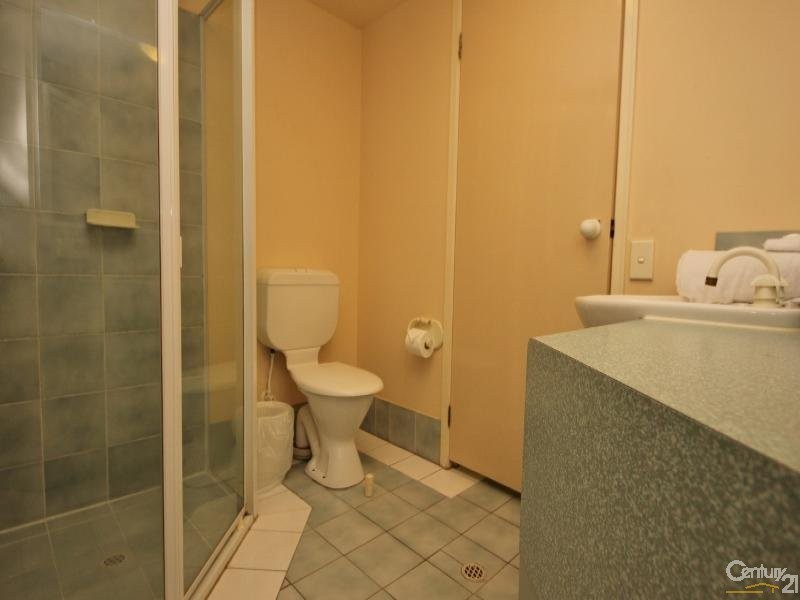 72/10-16 Alexandra Avenue, Broadbeach QLD 4218