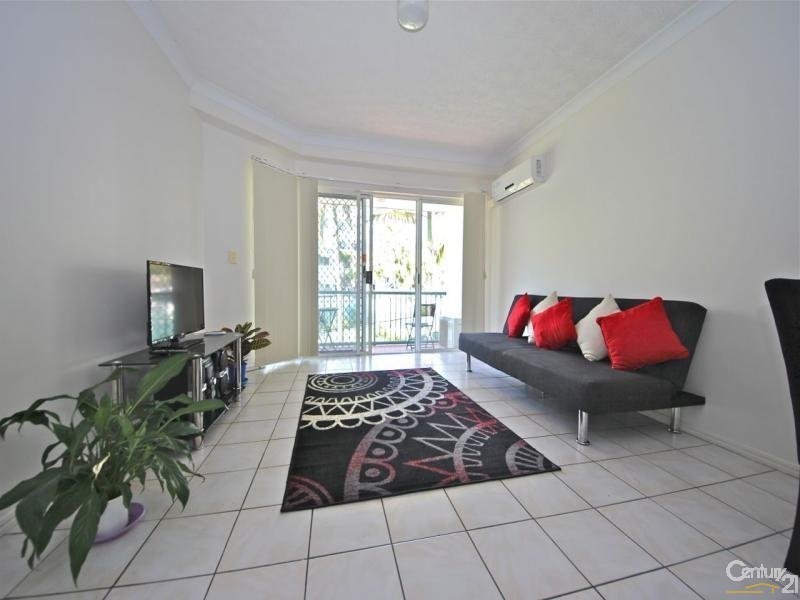 7 Redondo Avenue, Miami QLD 4220