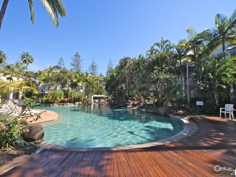 7 Redondo Avenue, Miami QLD 4220