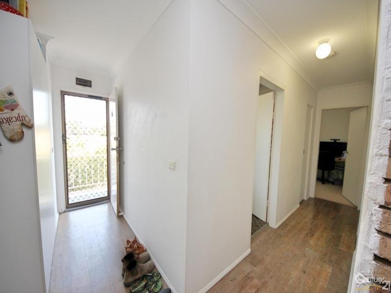 9-11 Old Burleigh Rd, Surfers Paradise QLD 4217