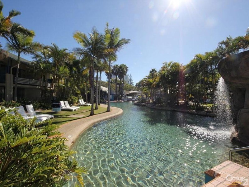 10 Alexandra Avenue, Broadbeach QLD 4218