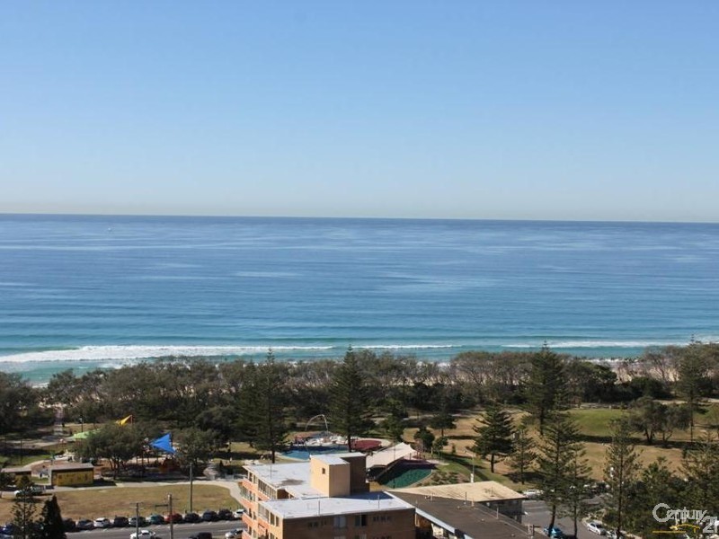 21706 Charles Avenue, Broadbeach QLD 4218