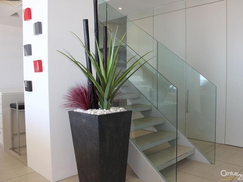 159 Old Burleigh Road, Broadbeach QLD 4218