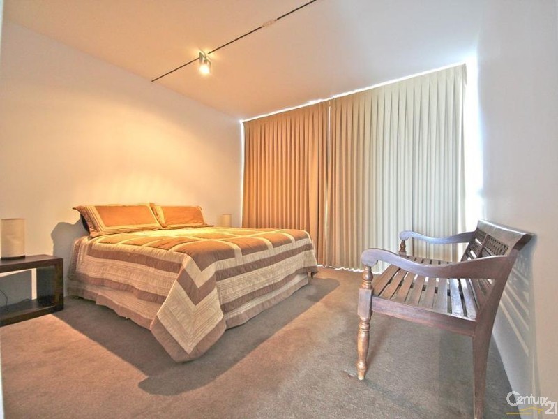 159 Old Burleigh Road, Broadbeach QLD 4218