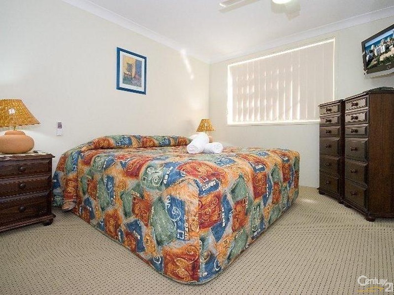 7/33 Beach Parade, Surfers Paradise QLD 4217
