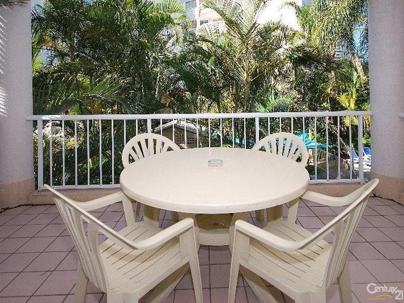 7/33 Beach Parade, Surfers Paradise QLD 4217