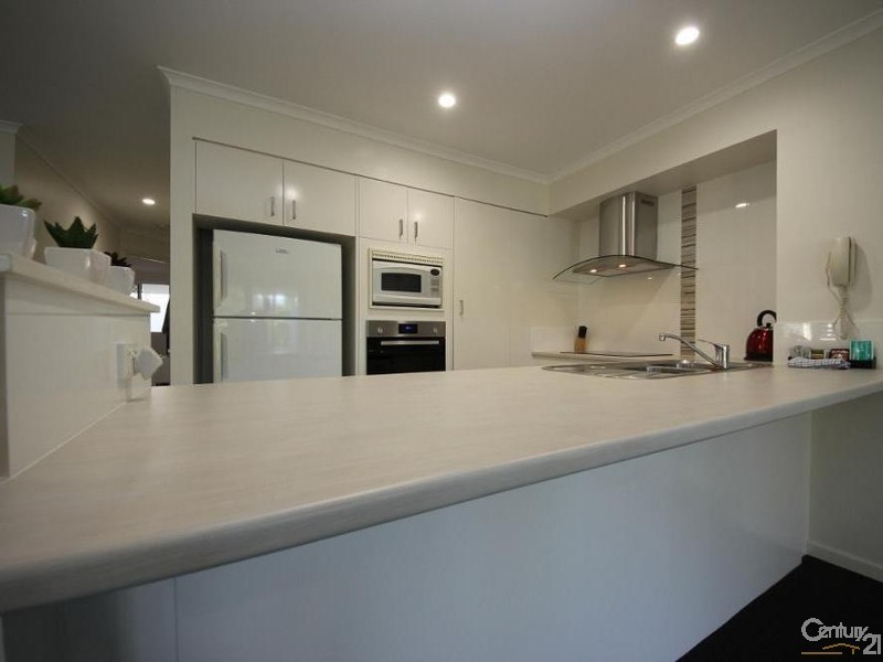 Broadbeach QLD 4218