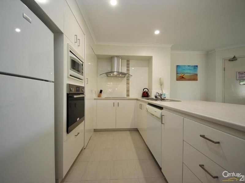 Broadbeach QLD 4218