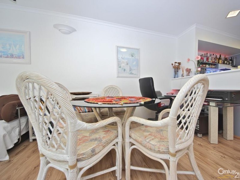 16 Crescent Avenue, Mermaid Beach QLD 4218