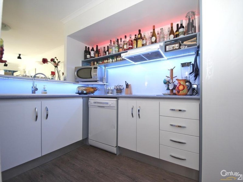 16 Crescent Avenue, Mermaid Beach QLD 4218