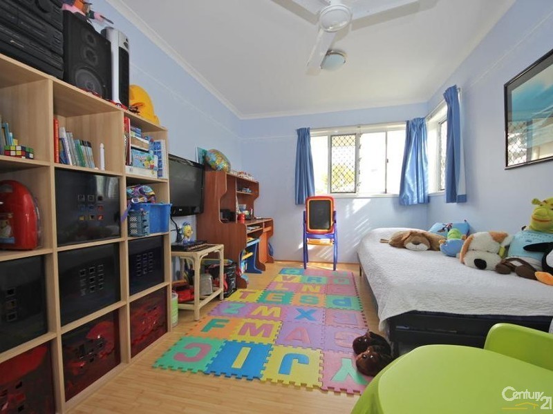 16 Crescent Avenue, Mermaid Beach QLD 4218