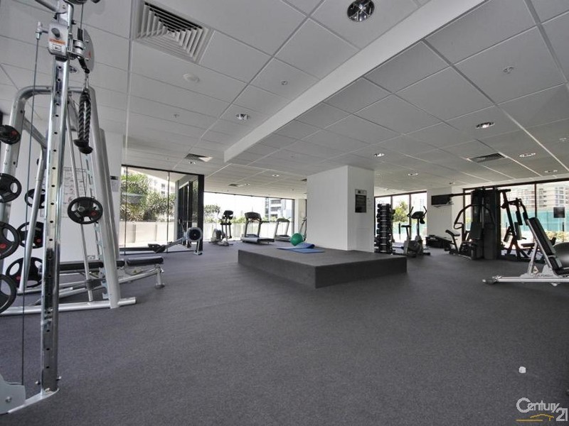 89 Surf Parade, Broadbeach QLD 4218