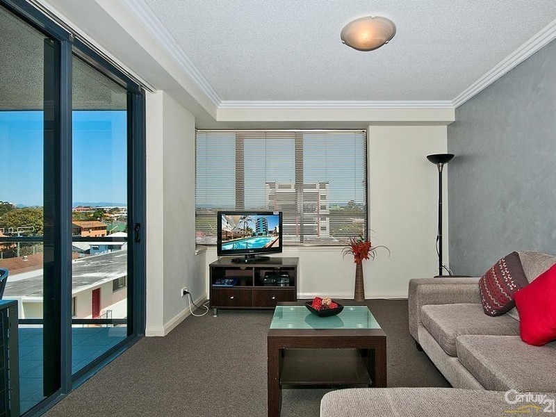 136 Marine Parade, Southport QLD 4215