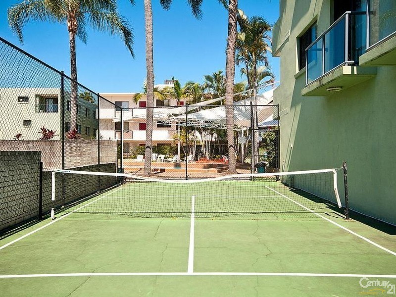 136 Marine Parade, Southport QLD 4215