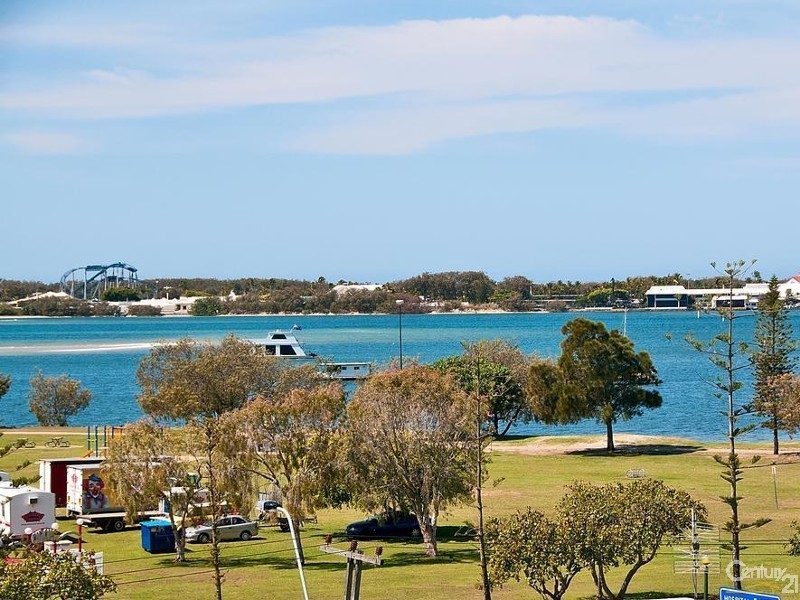 136 Marine Parade, Southport QLD 4215