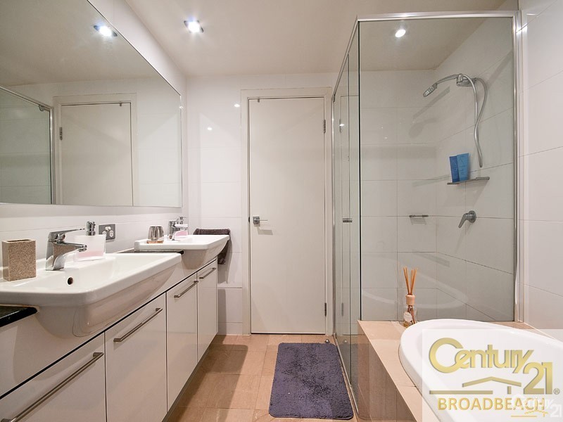 502/22 SIERRA GRAND, Surf Parade, Broadbeach QLD 4218