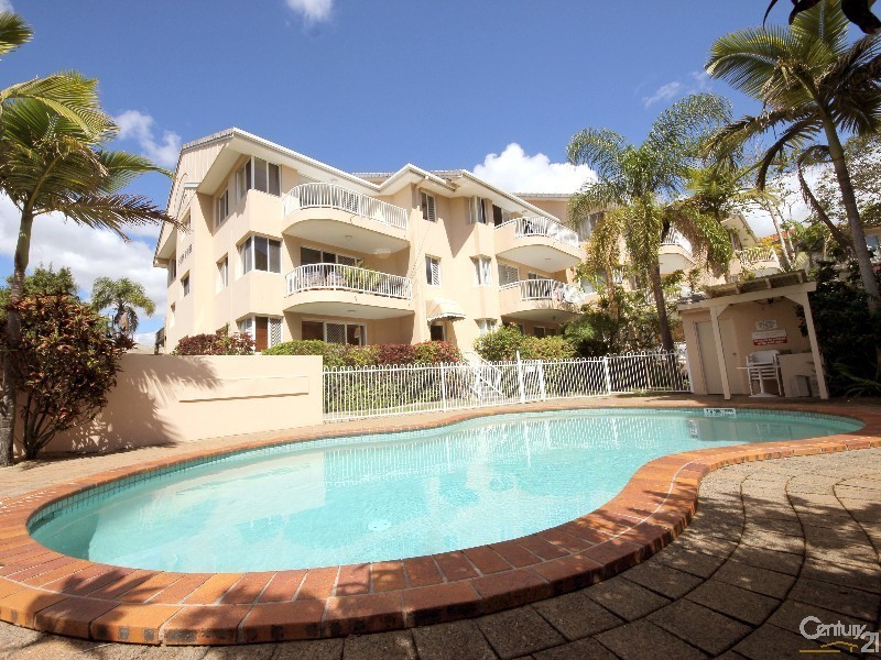 9/156 Surf Parade, Broadbeach QLD 4218